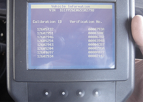 #09-06-04-026G: Identifying Non-GM (Aftermarket) Engine and Transmission Calibrations for V6 and V8 Gasoline Engines Using Tech 2 or Global Diagnostic System 2 (GDS 2) - (Mar 19, 2013)   