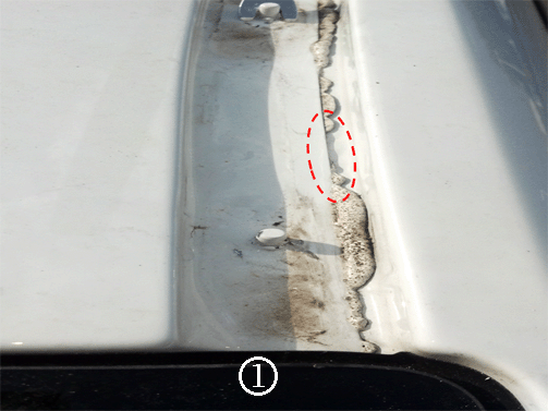 #PI1090: Wet Carpet/Floor at Driver and/or Passenger Footwell Areas - (Oct 21, 2013) Floorlining and Carpets  